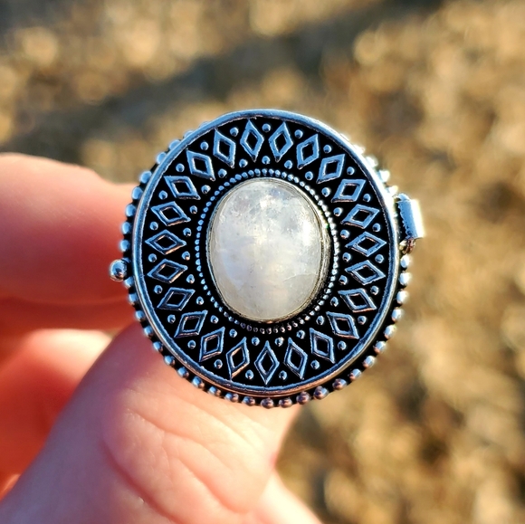 New Rainbow Moonstone 925 Silver Poison Ring. - Picture 11 of 11